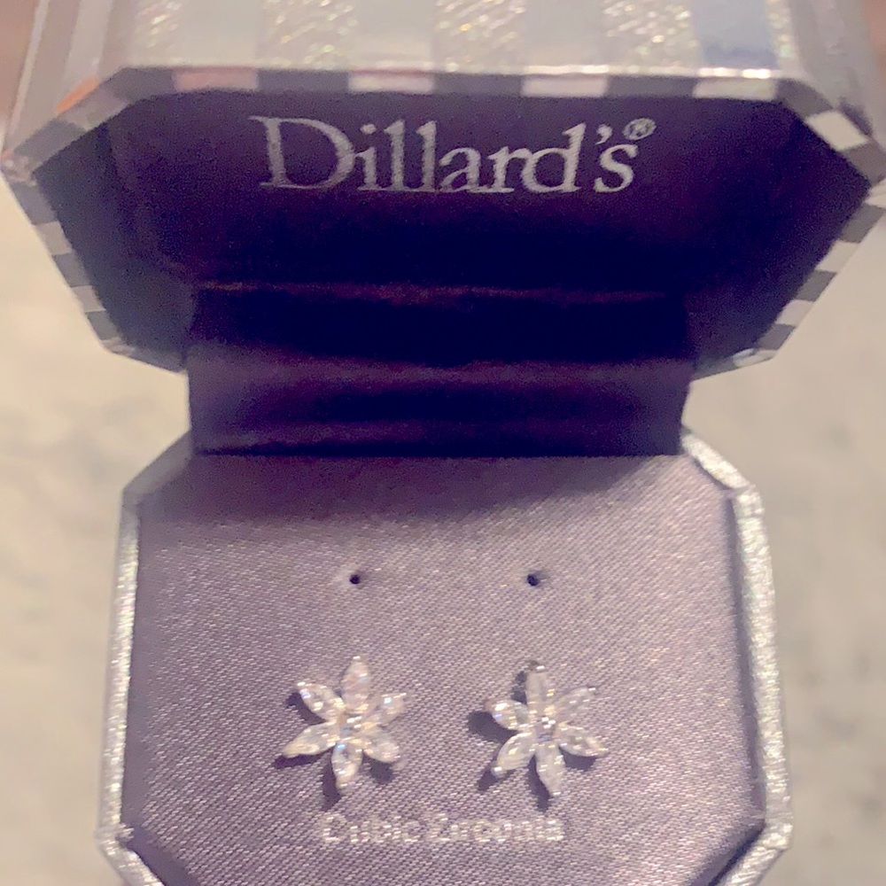 Flower earrings